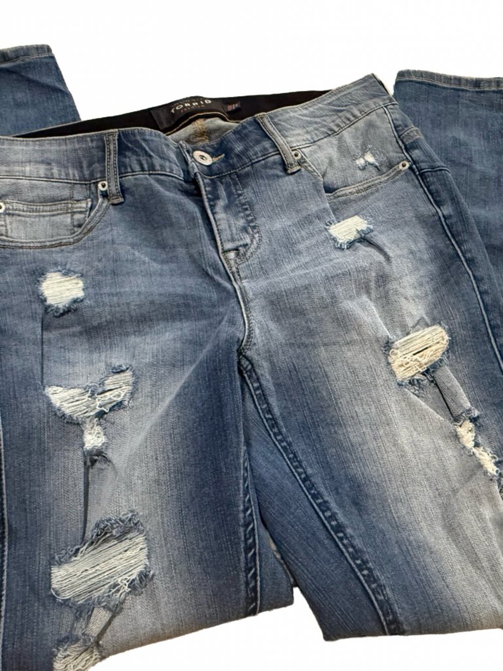Torrid Premium Bombshell Skinny Jeans Size 12 Short Medium Wash Distressed Stret
